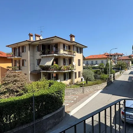 Casa Giulia דירה סטרסה